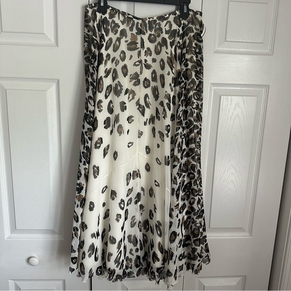 Talbots Womens Leopard Animal Print Chiffon Midi Skirt Sz 12 Career Corpcore - Picture 1 of 10